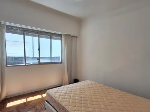 Bolivar 1340 , Piso 10