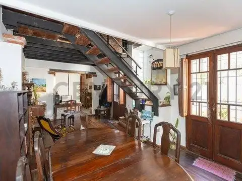 Casa en Venta con 1 cochera