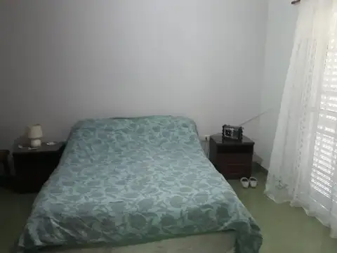 A MEDIA CUADRA DE LA PLAZA