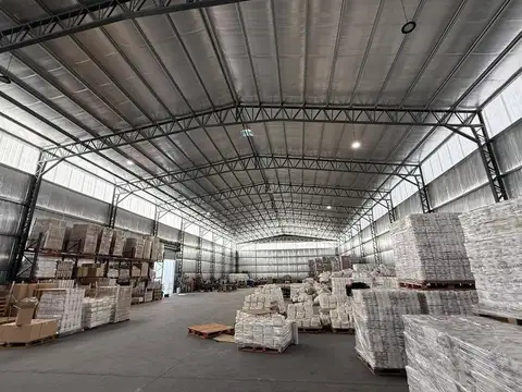 Deposito en Alquiler Parque Industrial Moreno