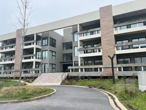 MARIA DEL BUEN AYRE - AV. DE LA RIVERA al 4400