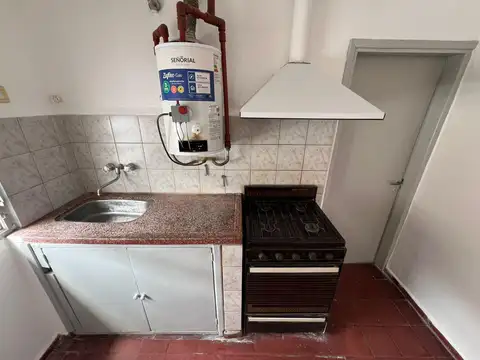 ALQUILO DPTO UN DORMITORIO  Y TERRAZA  AV. PUEYRREDON AL 1100