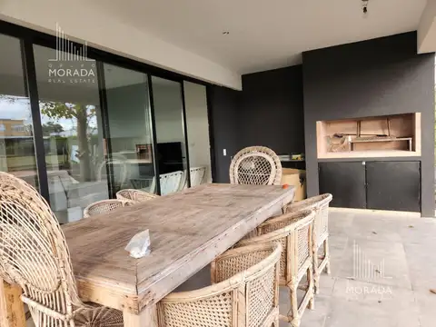 Casa en Venta en Pilar del Este - Santa Elena, USD 219.000