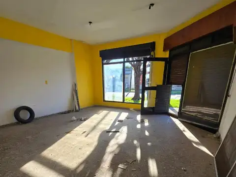 Local en Alquiler 50 años