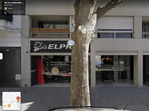 Cochera fija y cubierta en Devoto (av. Beiró 3300) . Edificio moderno