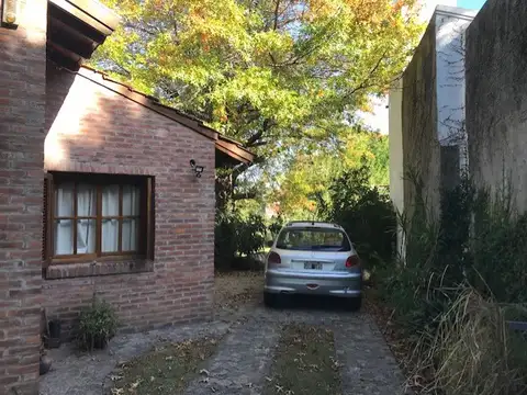 Neuquen esquina Bogotà