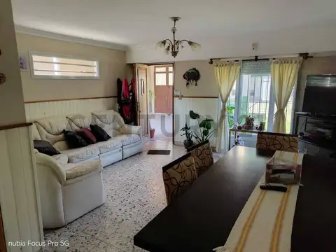 84 13 y 14 Casa 3 dormitorios en venta La Plata