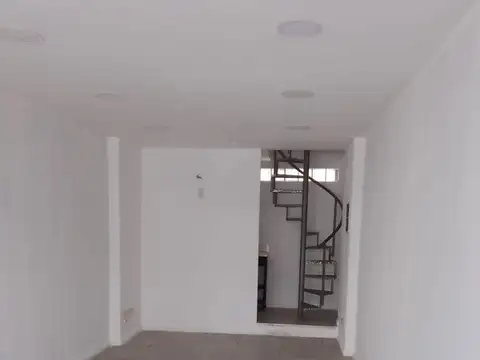 Local en Alquiler en Ituzaingo, $ 850.000