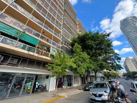 Av Santa Fe 4900, Piso 0