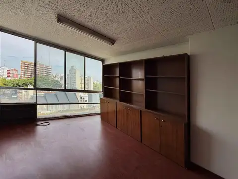 Oficina en Alquiler 40 años