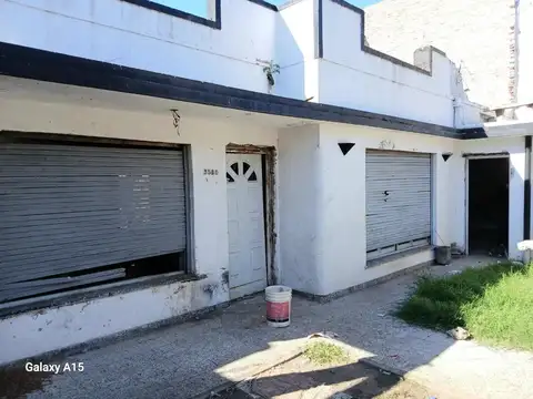 Venta vivienda 3 amb y local (para refaccionar)