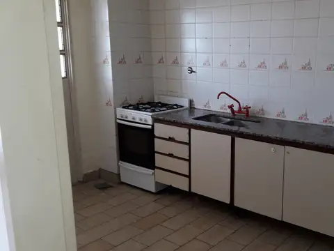 EXCELENTE 3 Amb  Cfte A PLAZA SECA PULMON MANZANA