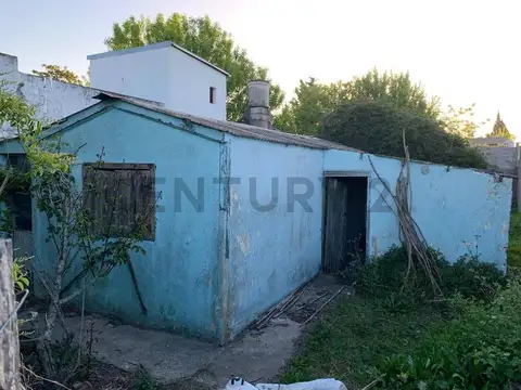 Las Heras entre Rivadavia y San Martin , Piso 0