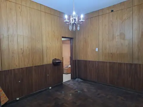 CASA DE 2 DORMITORIOS EN ARROYITO