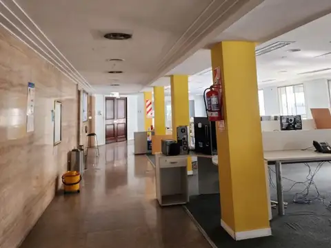 Oficina en Alquiler Temporal al Norte