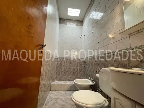 Depto Tipo Casa en Venta 40 años