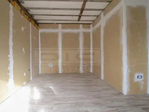 Depto Tipo Casa en Venta en Villa Ballester, USD 68.000