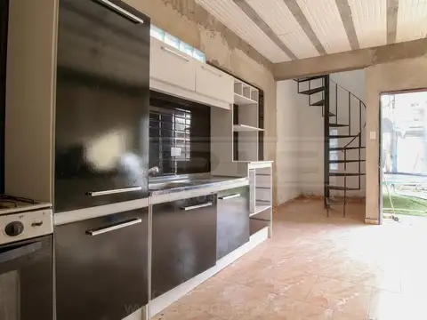 Depto Tipo Casa en Venta de 3 ambientes
