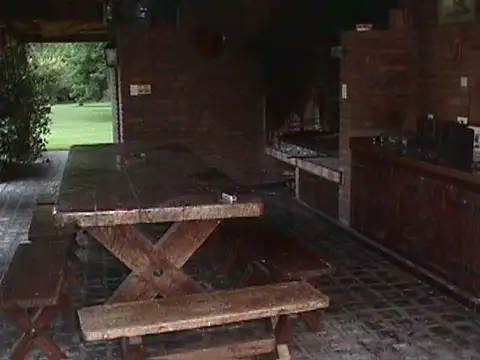 EN VENTA EN INGENIERO MASCHWITZ, CASA QUINTA CON 3 DORMITORIOS, AMPLIO PARQUE LIBRE - FICHA 4810