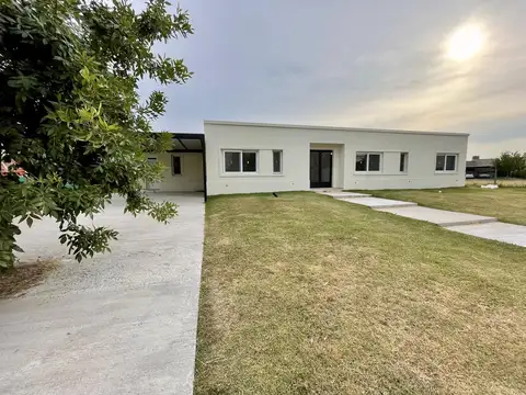 Casa en Alquiler en Haras Santa Maria, USD 1.400