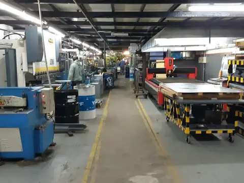 Galpon en Venta en Paternal, USD 950.000