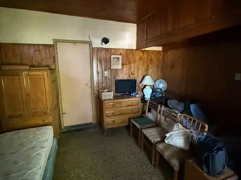 Casa 4 ambientes con 1 baño
