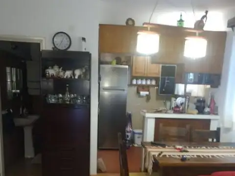 Depto Tipo Casa en Venta con 1 cocheras