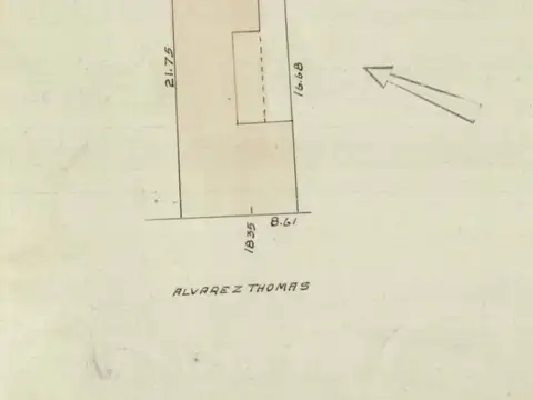 Venta de dos lotes con salida a doble calle