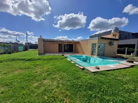 Casa en Venta en Loma Verde, USD 85.000
