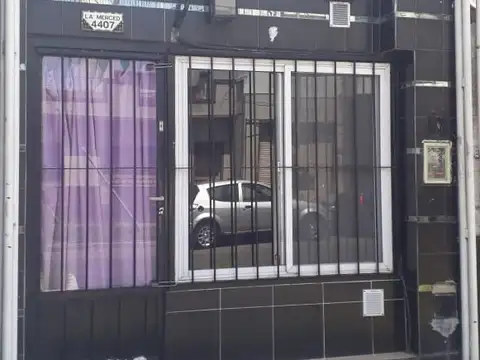 ALQUILER- CASEROS LOCAL COMERCIAL 25 M2 A MTS. DE LISANDRO DE LA TORRE