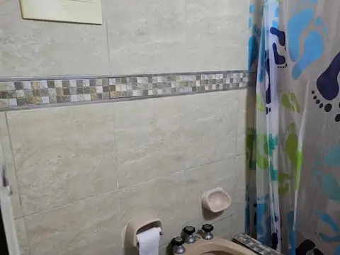 Depto Tipo Casa 4 ambientes con 1 baño