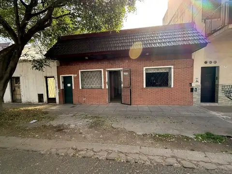 Depto Tipo Casa en Venta 51 años
