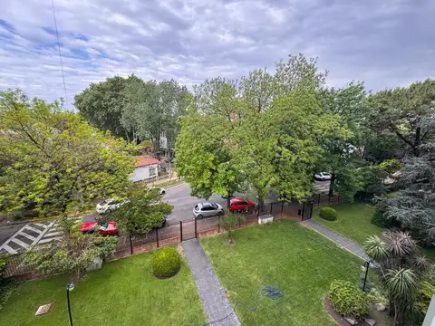 R. E. San Martín 1716 , Piso 3