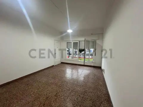 Alquiler Chalet 3 Ambientes en Olivos – Excelente Estado