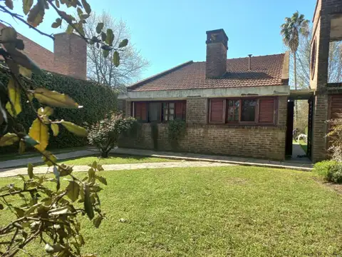 Casa en Venta en General Las Heras, USD 140.000