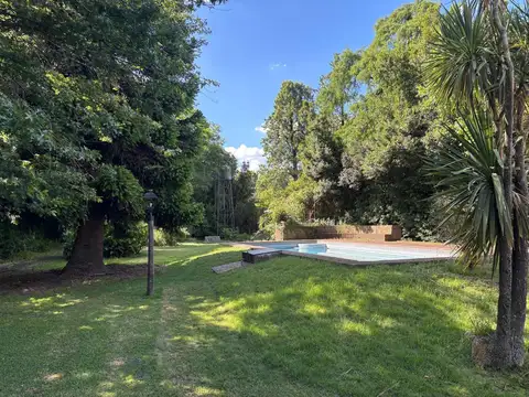 Casa en Venta en Malvinas Argentinas, USD 395.000