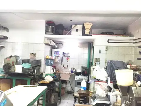 Local en Venta Via Púb.