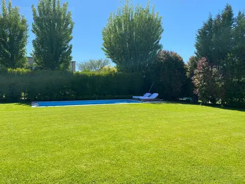 Casa en Alquiler Temporal de 4 dormitorios