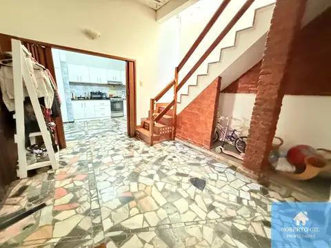 Depto Tipo Casa en Venta de 4 ambientes