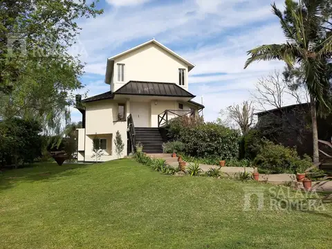 Casa en venta de 5 Ambientes en la Isla Santa Monica