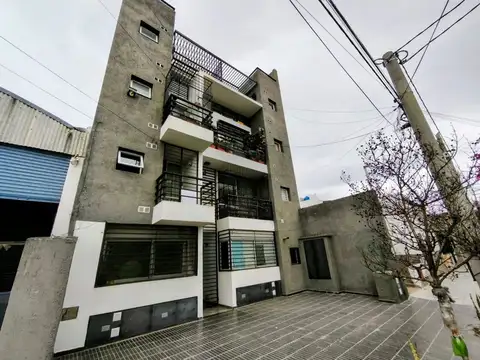 VENTA DPTO 2 DORMITORIO - ALBERDI - APTO CRÉDITO