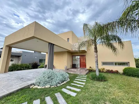 Puerto Roldan, Roldan