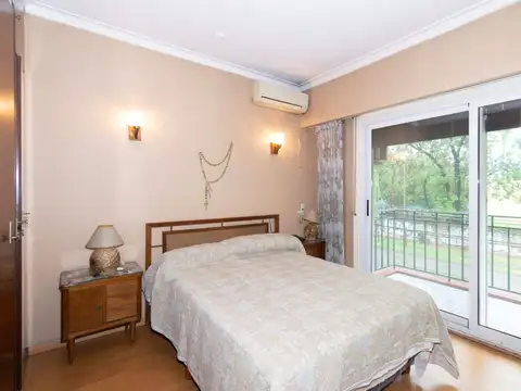 VENTA Casa 5 ambientes LOCAL DEPOSITO Villa Maipu