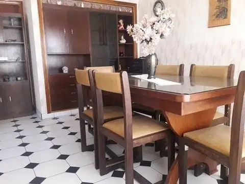 Casa 4 ambientes con 3 baños