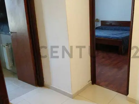 Casa 7 ambientes con 2 baños