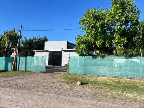 Galpon en Venta 60  mts Fondo