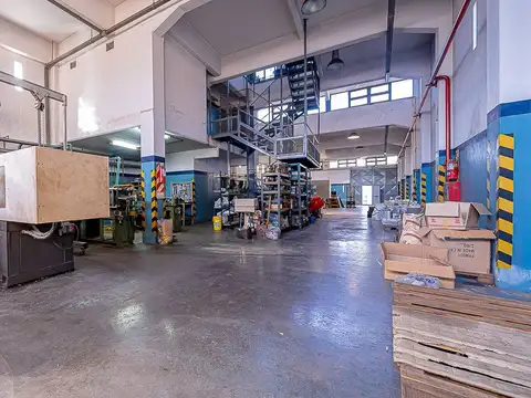 Galpon en Venta en Villa Lugano, USD 400.000