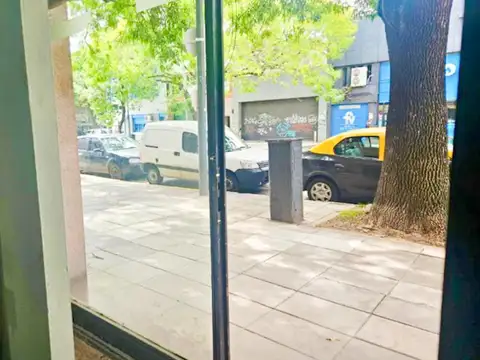 Avenida Forest al 700