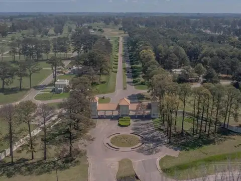 Terreno en Venta en Los Pinares Country Club, USD 42.000