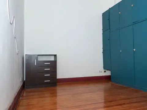 Depto Tipo Casa en Venta 75 años